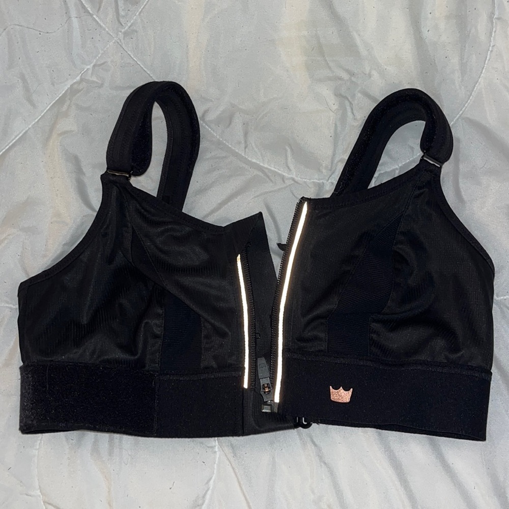 SHEFIT Black Sports Bra